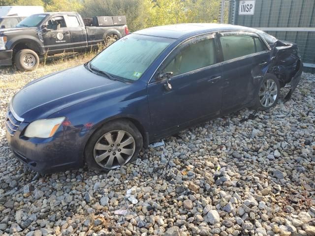 2005 Toyota Avalon XL