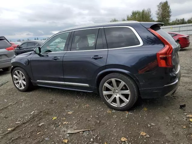 2017 Volvo XC90 T8