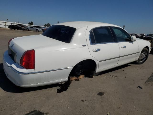 2009 Lincoln Town Car Signature Limited