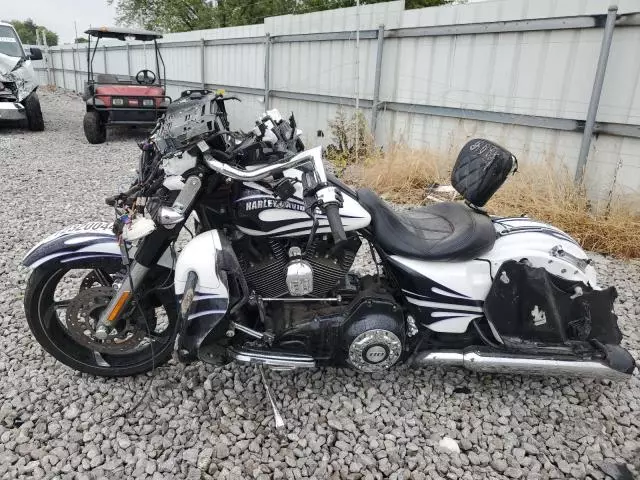 2016 Harley-Davidson Flhxse CVO Street Glide