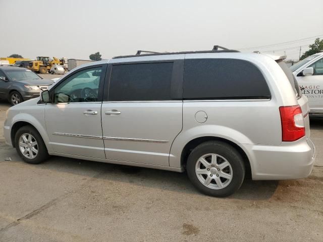 2012 Chrysler Town & Country Touring