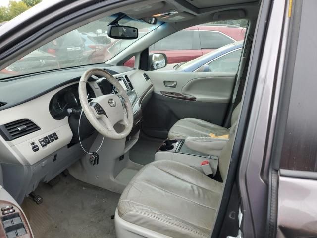 2014 Toyota Sienna XLE