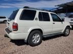 2002 Nissan Pathfinder LE