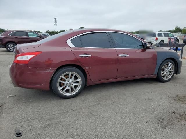 2010 Nissan Maxima S