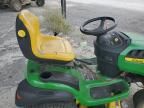 2010 John Deere Lawnmower