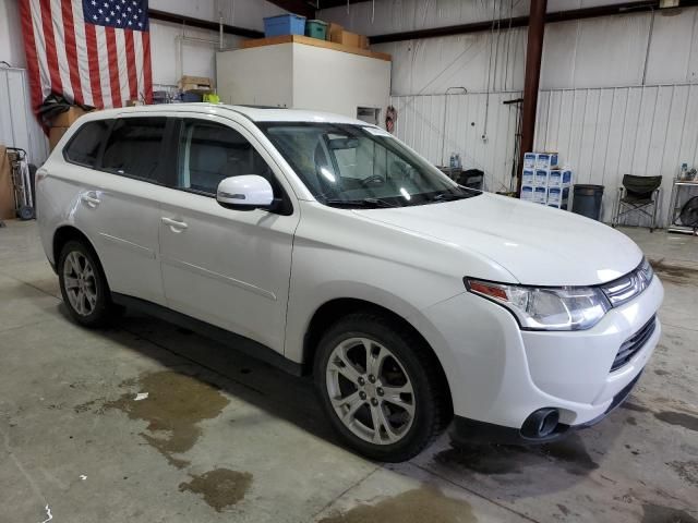 2014 Mitsubishi Outlander SE