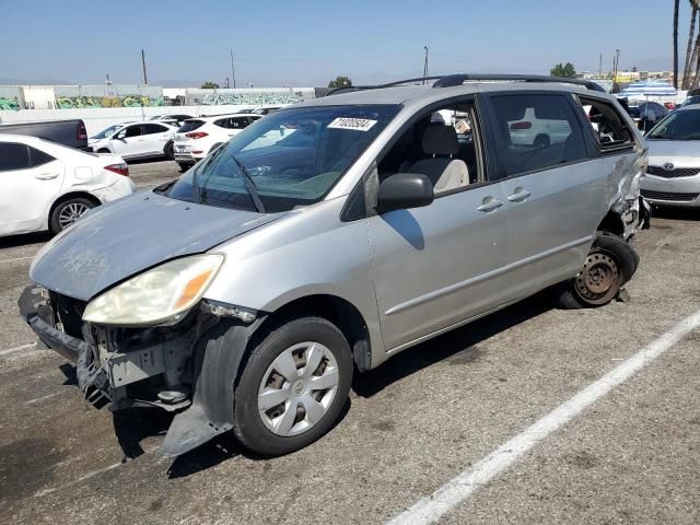 2005 Toyota Sienna CE