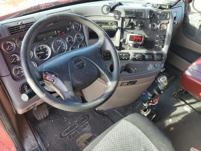 2014 Freightliner Cascadia 125