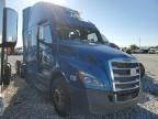 2021 Freightliner Cascadia 126