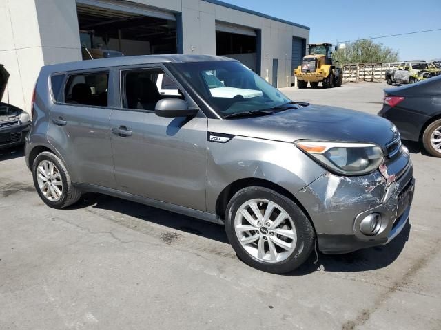 2017 KIA Soul +