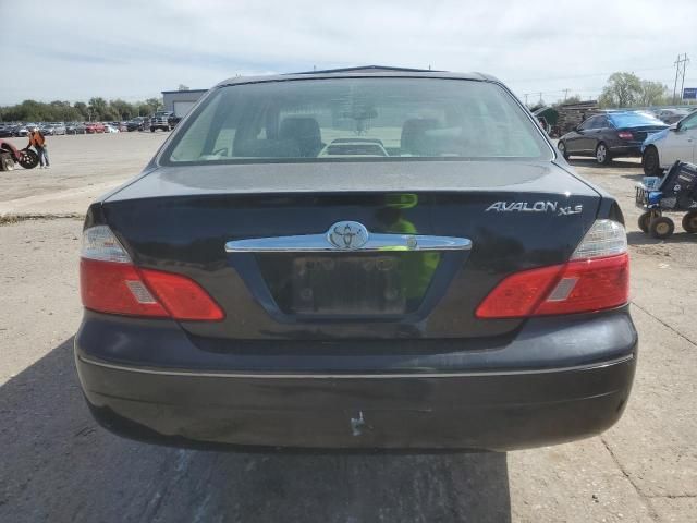 2004 Toyota Avalon XL