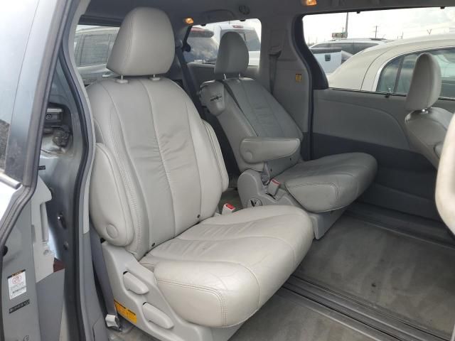 2011 Toyota Sienna XLE