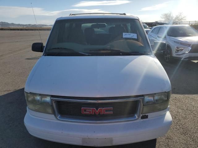 2003 GMC Safari XT