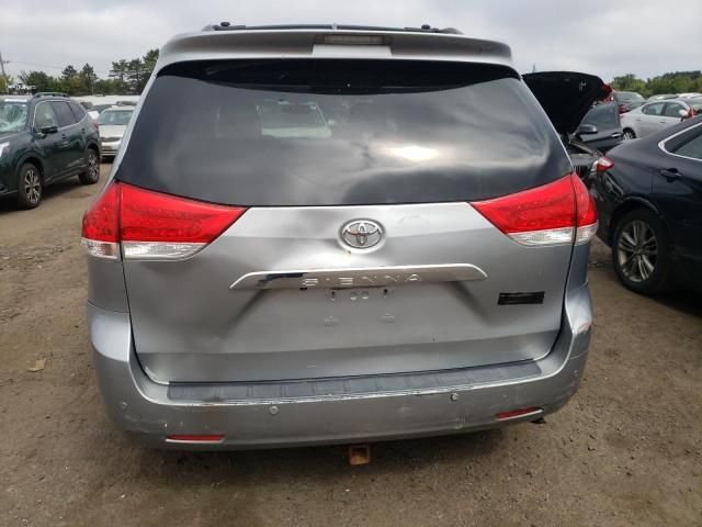 2013 Toyota Sienna XLE