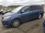 2013 Toyota Sienna XLE