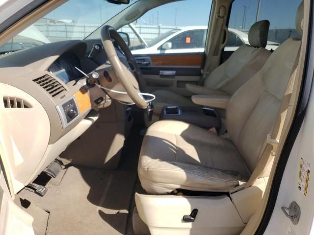 2008 Chrysler Town & Country Limited