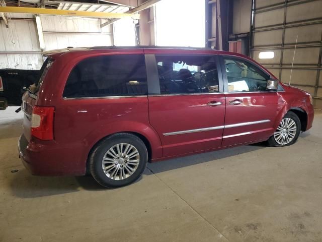 2015 Chrysler Town & Country Touring L