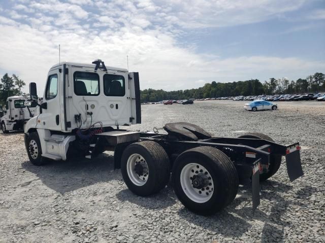 2019 Freightliner Cascadia 125