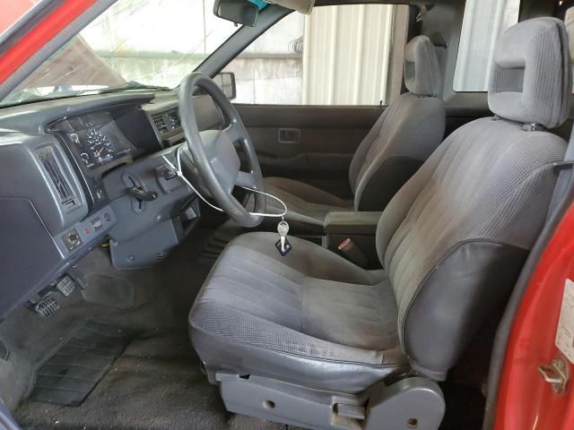 1993 Nissan Truck King Cab SE