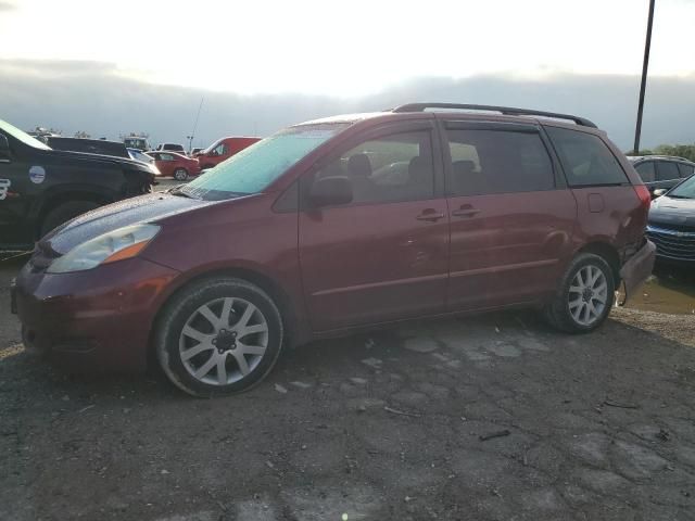 2007 Toyota Sienna CE