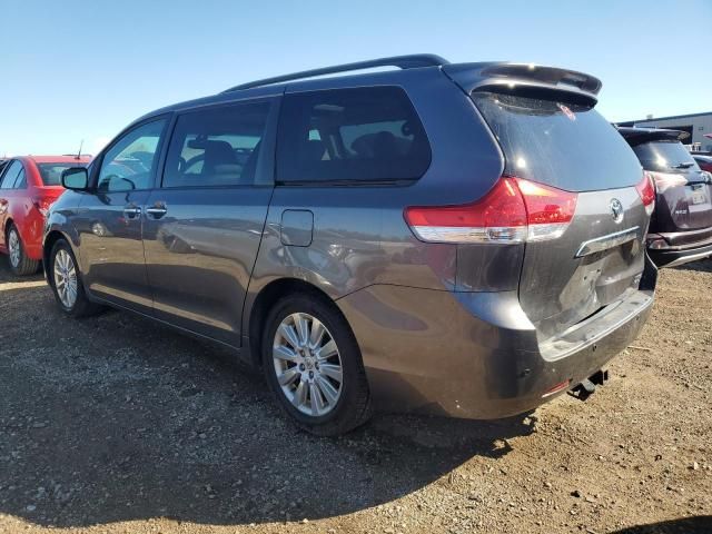 2012 Toyota Sienna XLE