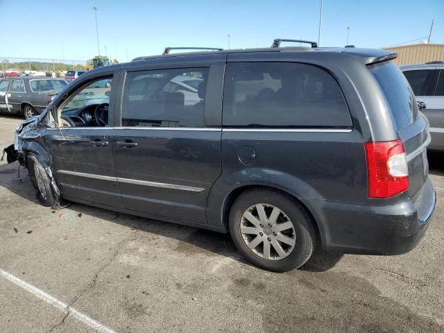 2011 Chrysler Town & Country Touring L