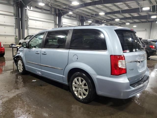 2013 Chrysler Town & Country Touring