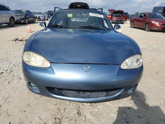 2005 Mazda MX-5 Miata Base