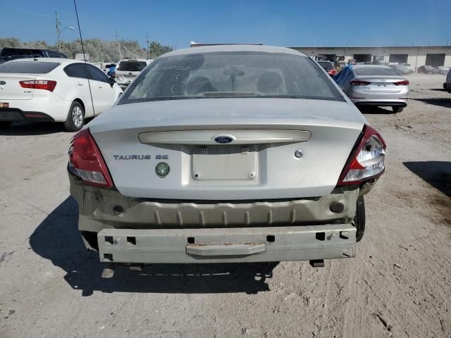 2005 Ford Taurus SE