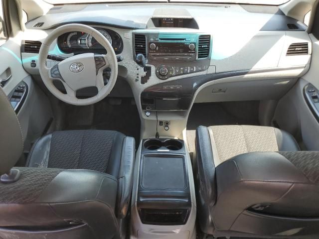 2013 Toyota Sienna Sport