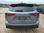 2022 Toyota Highlander L