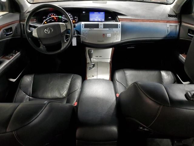 2010 Toyota Avalon XL