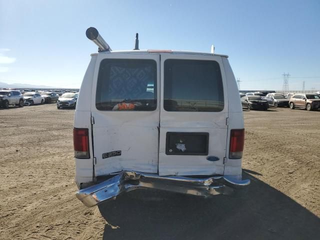 2004 Ford Econoline E350 Super Duty Wagon