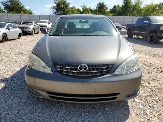 2004 Toyota Camry LE