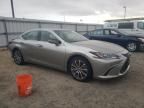 2019 Lexus ES 300H