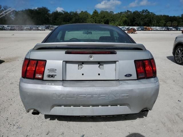 2000 Ford Mustang GT