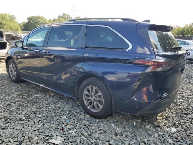 2023 Toyota Sienna XLE