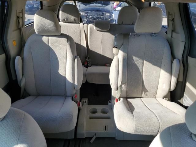 2012 Toyota Sienna LE