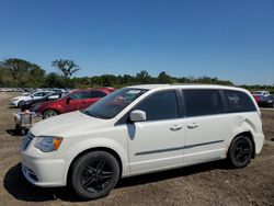 Salvage cars for sale at Des Moines, IA auction: 2013 Chrysler Town & Country Touring