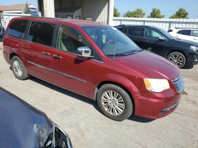 2012 Chrysler Town & Country Limited