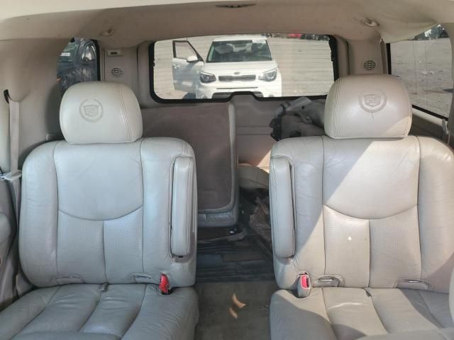 2004 Cadillac Escalade Luxury