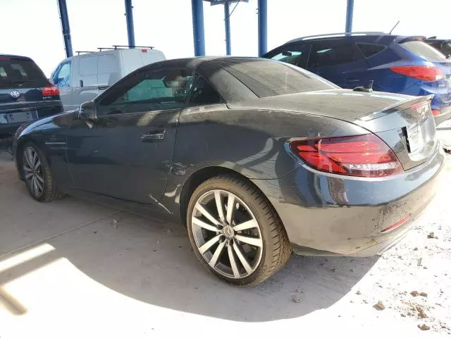 2019 Mercedes-Benz SLC 300