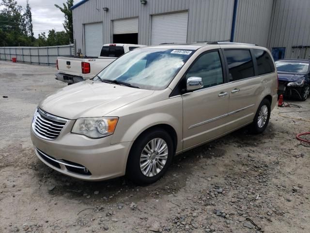 2013 Chrysler Town & Country Limited