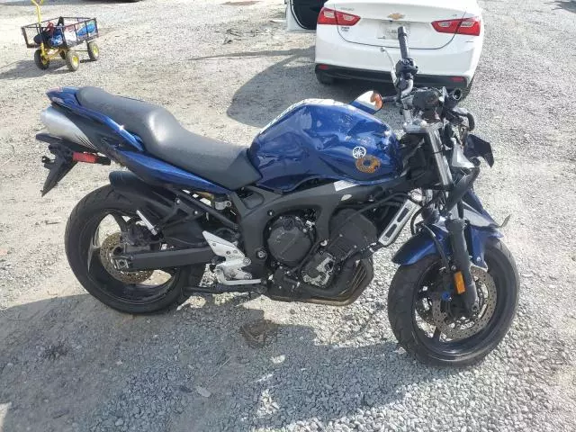 2009 Yamaha FZ6 SHG