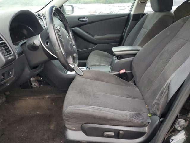 2010 Nissan Altima Base