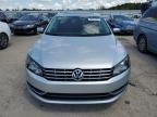 2015 Volkswagen Passat SE