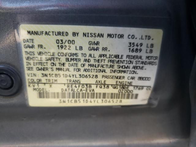 2000 Nissan Sentra Base