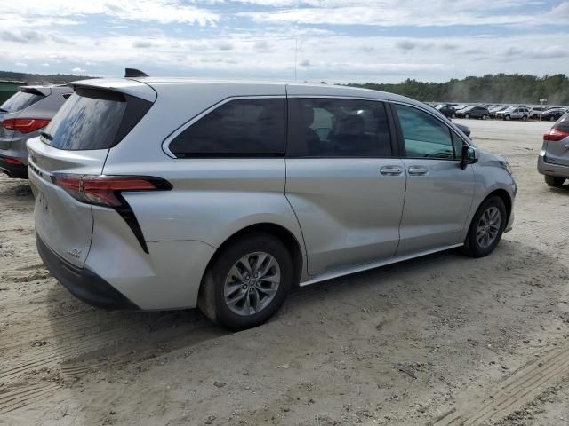 2021 Toyota Sienna LE