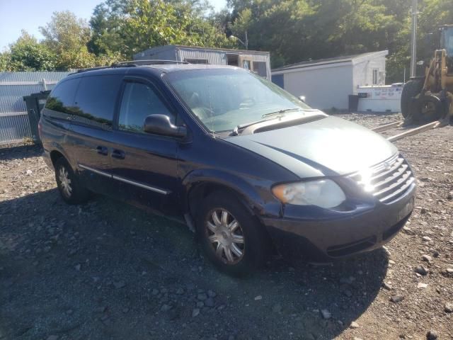 2006 Chrysler Town & Country Touring