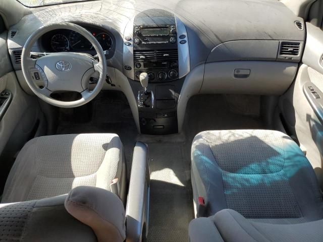 2006 Toyota Sienna CE